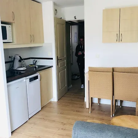 Cap Esterel Pessy 4 Personnes Avec Magnifique Vue Piscines Et Massif De L Esterel Appartement
